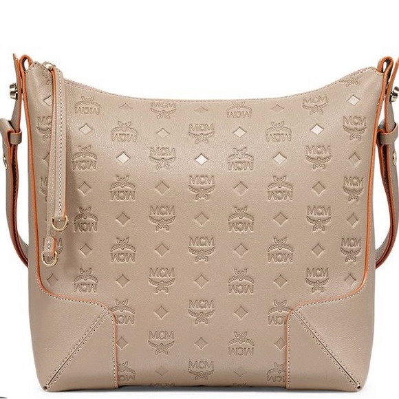 MCM Klara Medium Leather Hobo Shoulder-used 1x - Picture 8 of 9